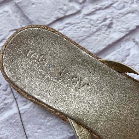 Tommy Bahama white & gold flip flops relaxology - Picture 3 of 6